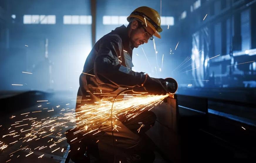 Fabricator
